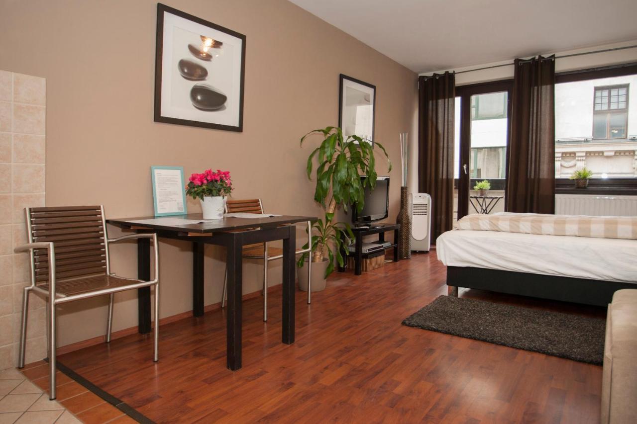 Gloria Apartment بودابست المظهر الخارجي الصورة